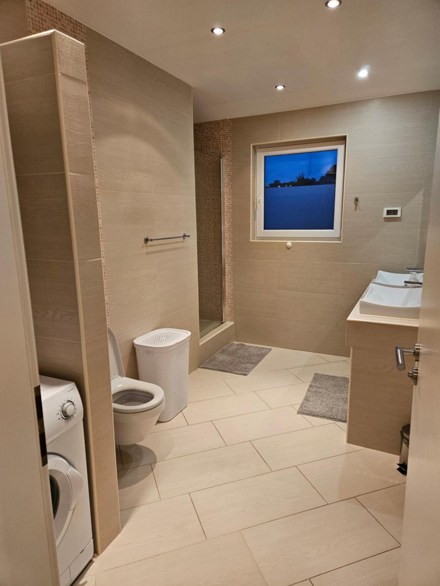 Apartment Robi Umag Bagian luar foto