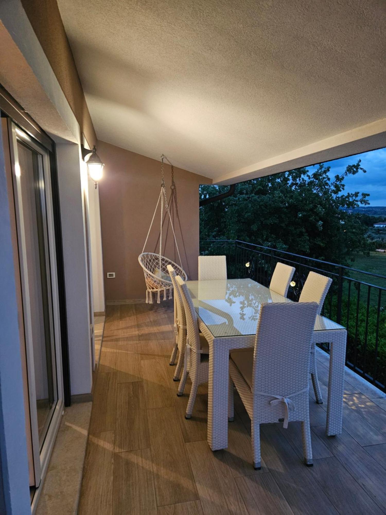 Apartment Robi Umag Bagian luar foto