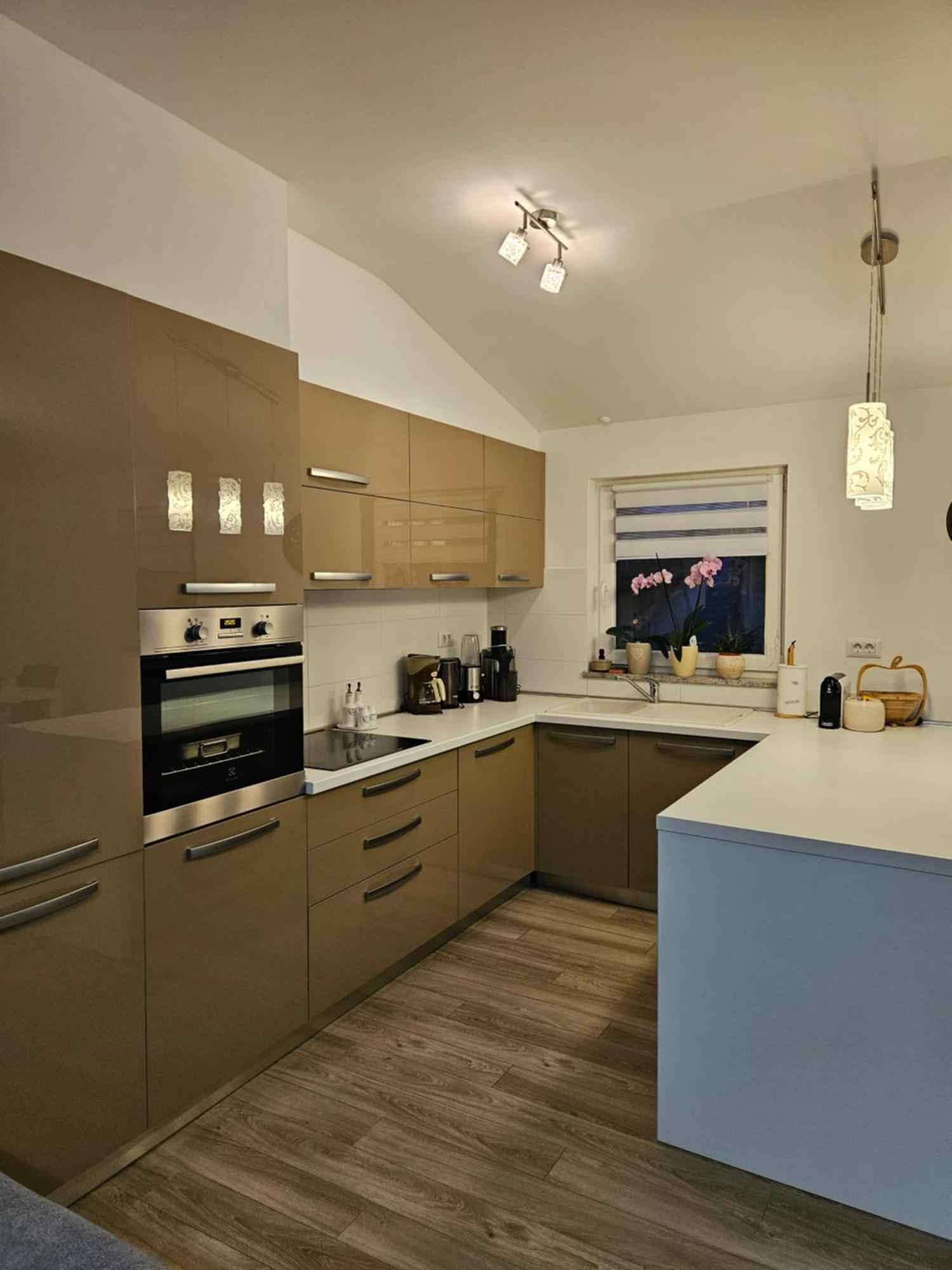 Apartment Robi Umag Bagian luar foto