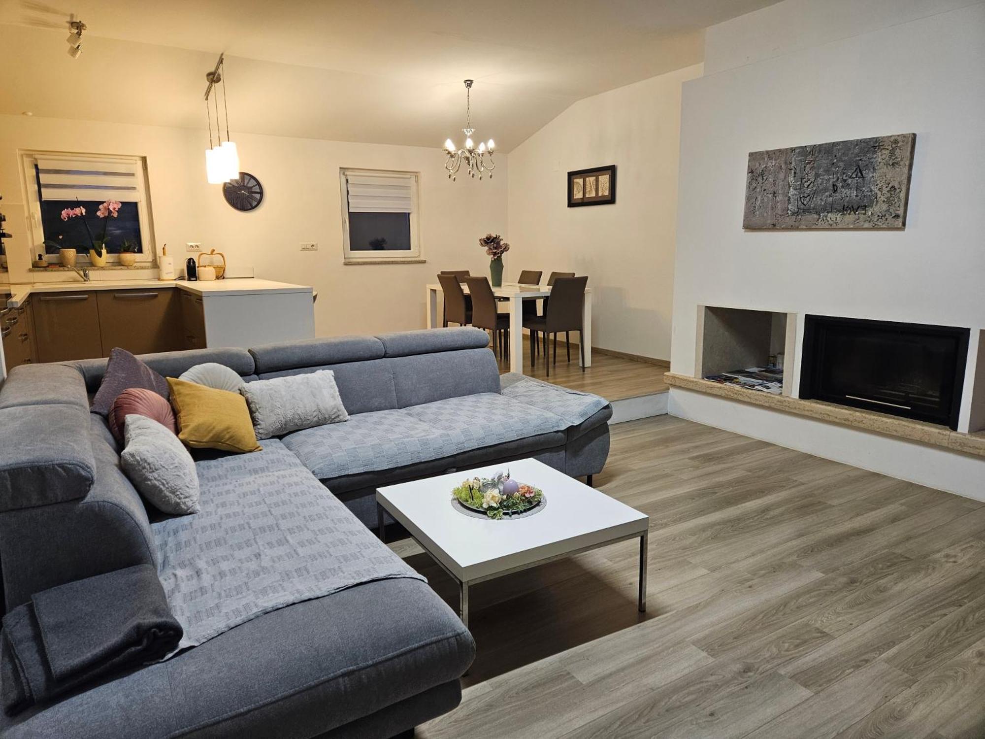 Apartment Robi Umag Bagian luar foto