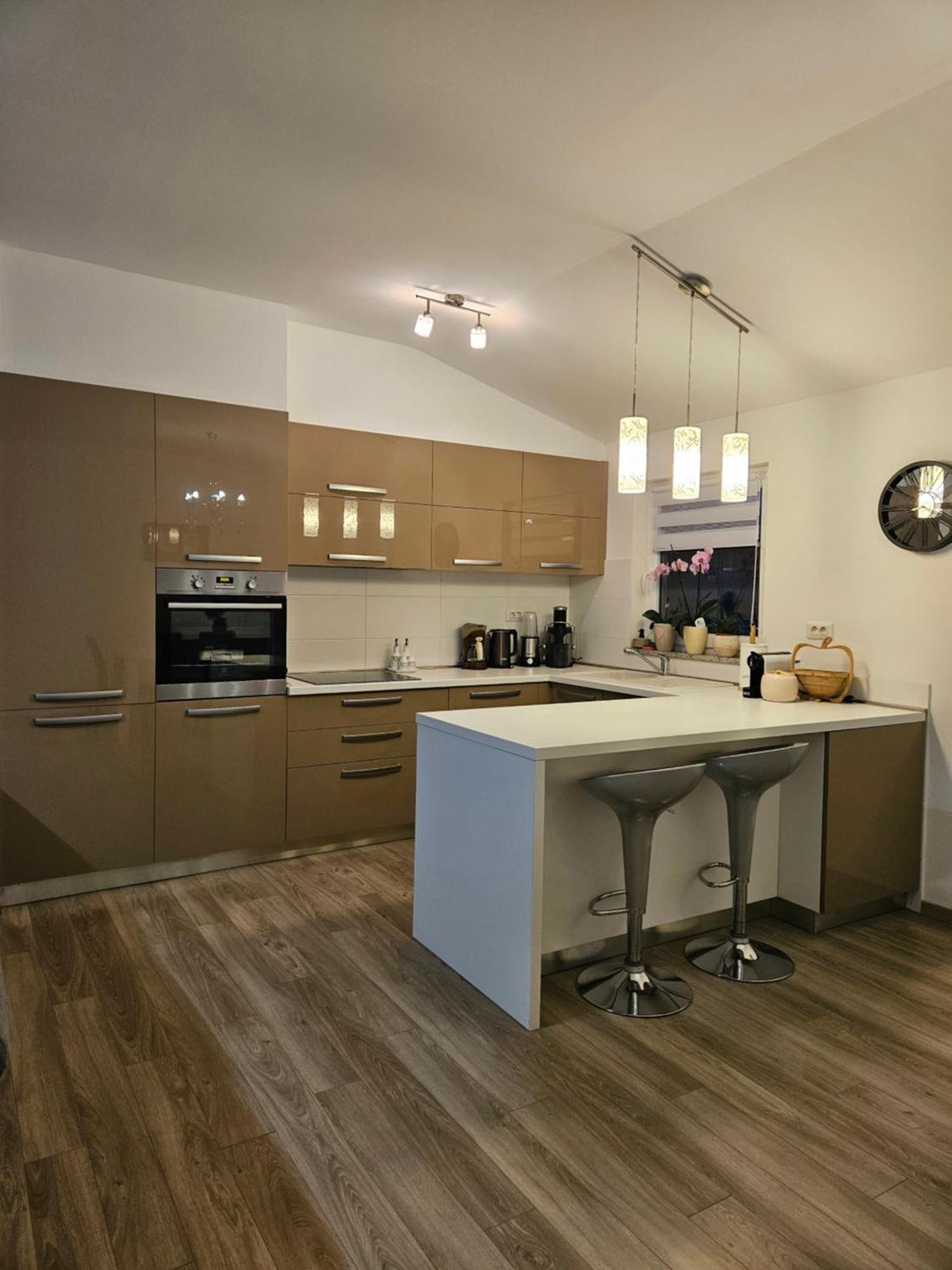 Apartment Robi Umag Bagian luar foto